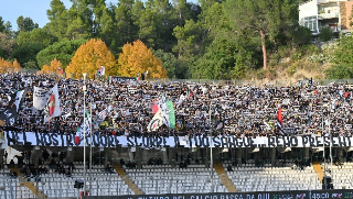 Ascoli, giudice sportivo: multa di 300 euro per i cori dei tifosi